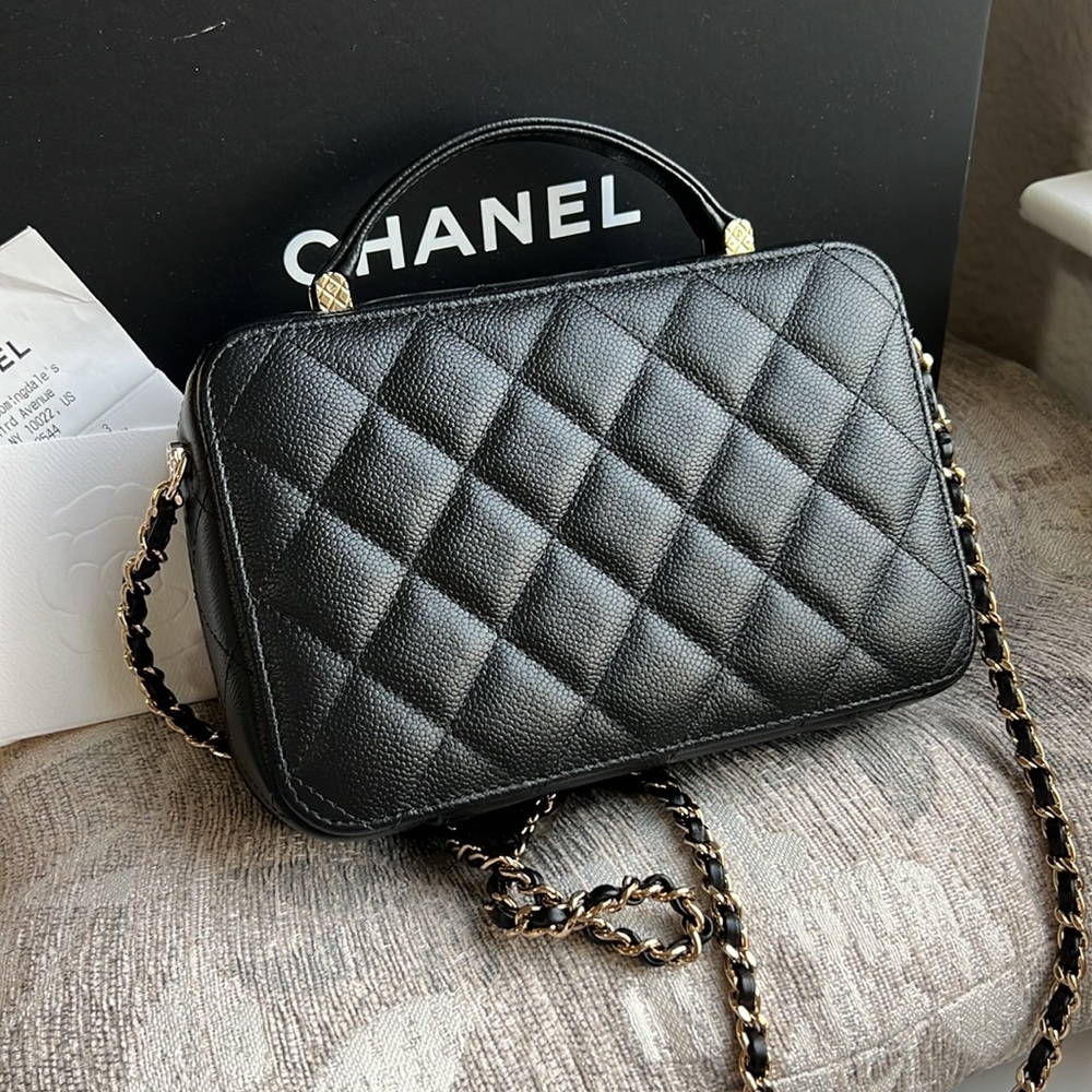 Chanel 22P Suit Your Case Vanity Case in Black Caviar - Picture 5 of 12